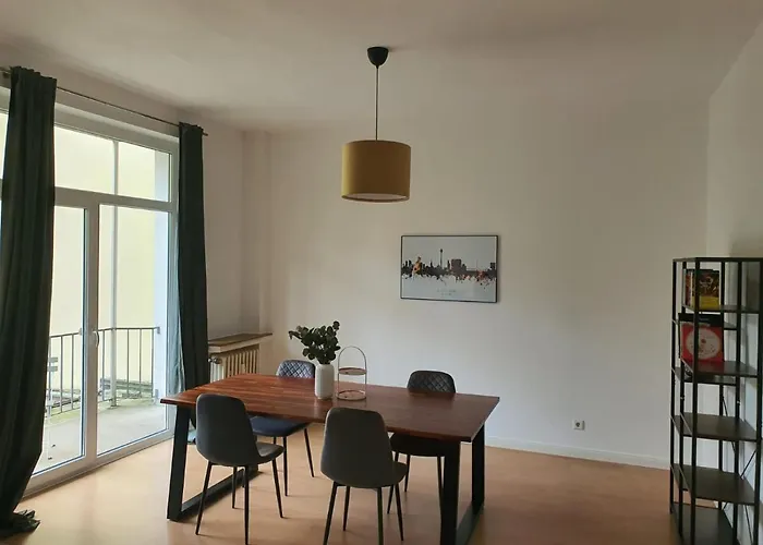 Spacious 70sqm In Popular Location Düsseldorf