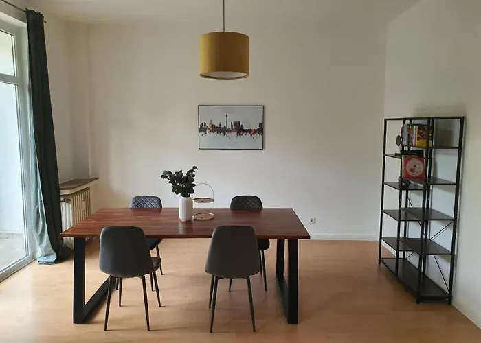 Spacious 70sqm In Popular Location