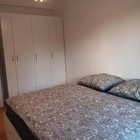 Spacious 70sqm In Popular Location Apartmán Düsseldorf